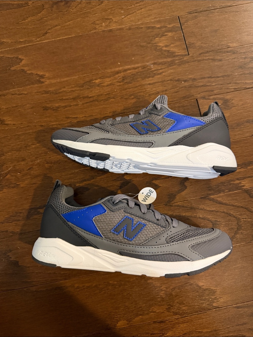 New Balance 45x v1 Gray and Blue Running Sneakers - kids size 4 Wide- NWOT